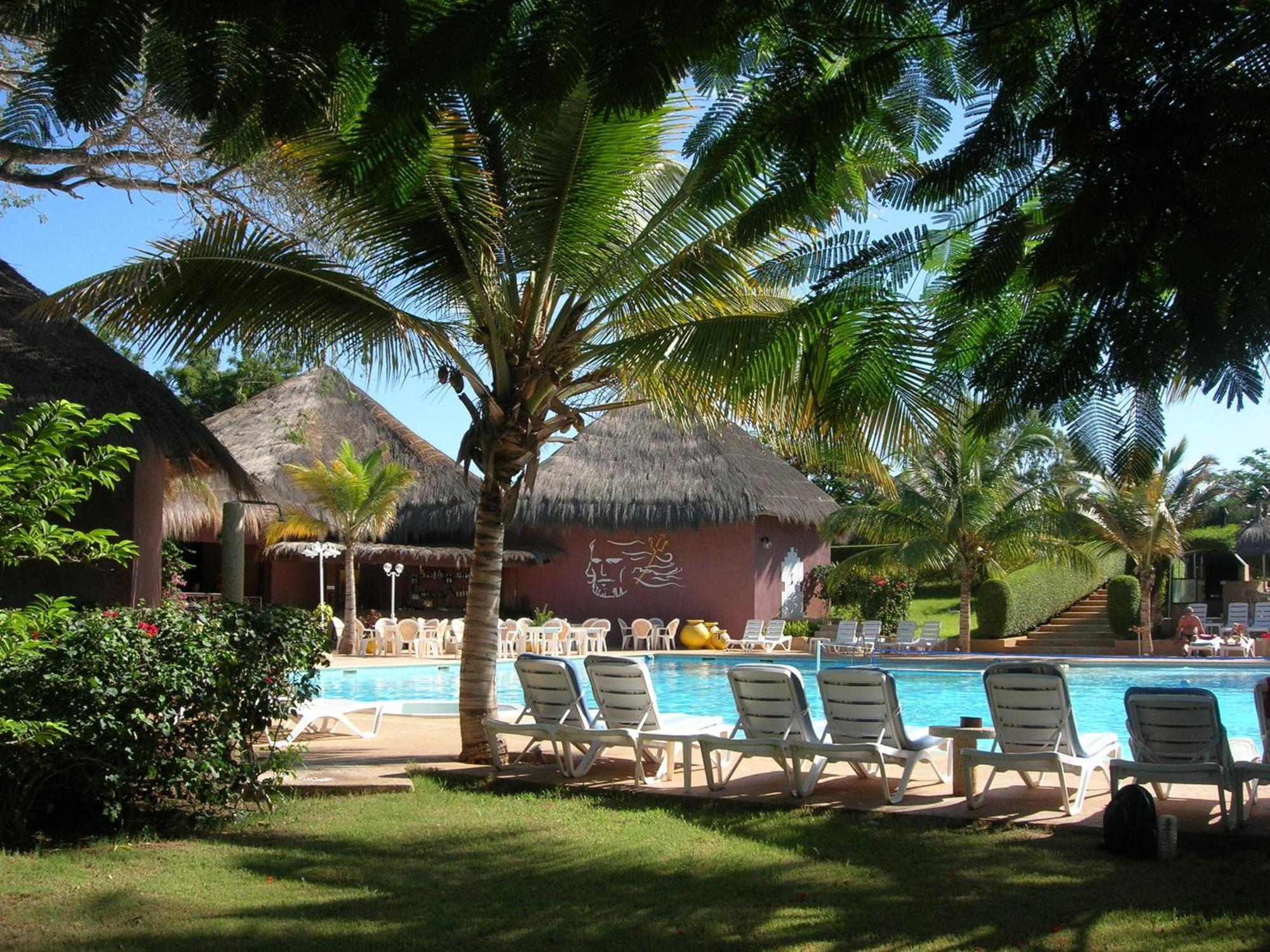 Neptune Saly Exterior foto